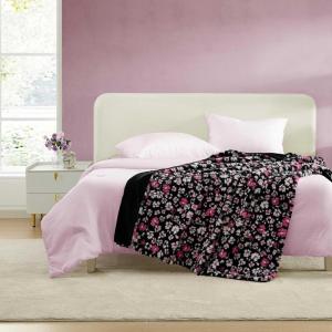 Betsey Johnson – Blanket, Buttery-Soft Faux Fur Throw Blanket for Couch or Bed, Boldly Plush & Oversized Bedding (Sunset Tie Dye Purple, 50″ x 70″)(Leopard Rosettes Black)